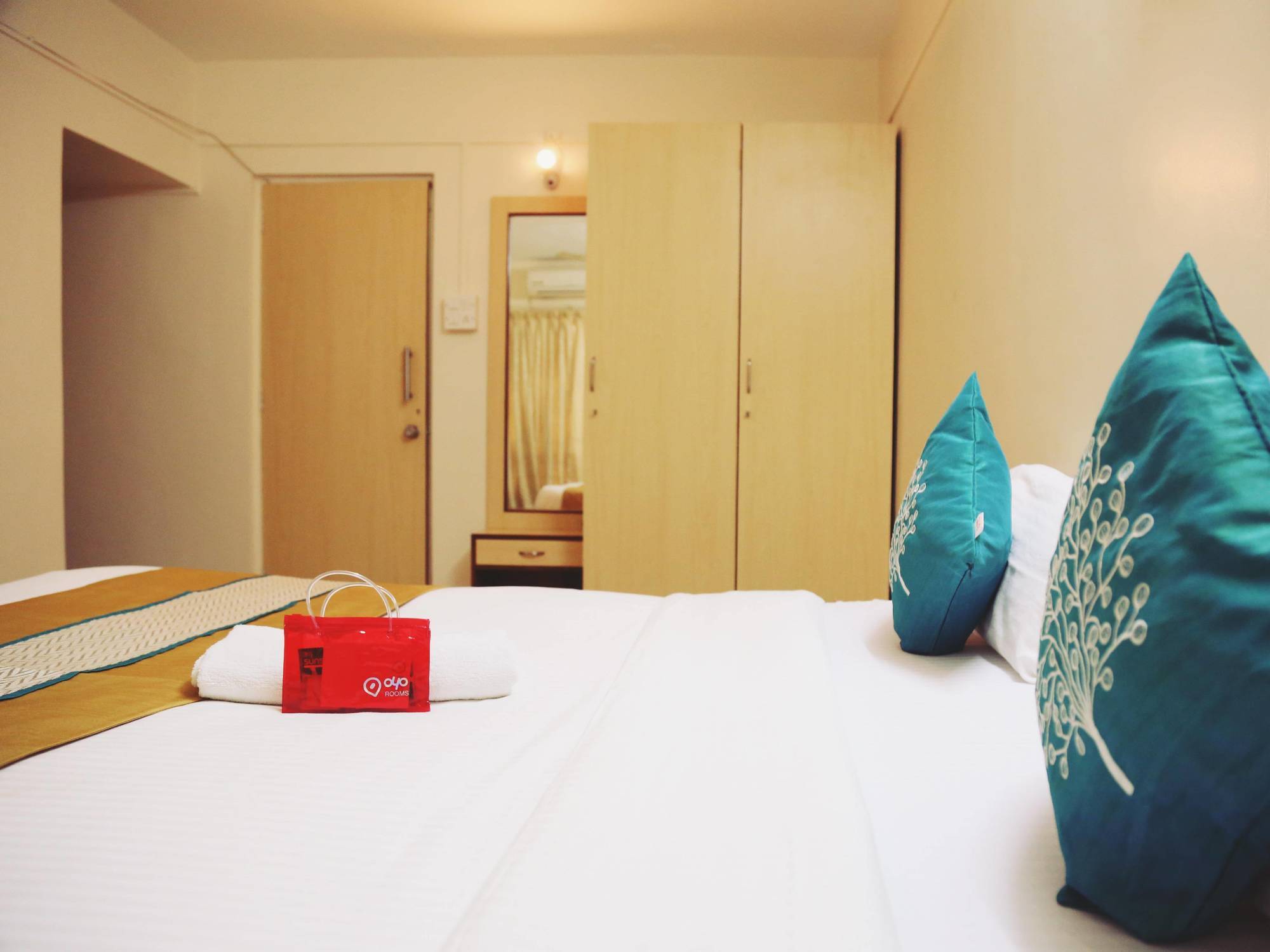 Oyo 946 Royce Studio Apartments Πούνε Εξωτερικό φωτογραφία